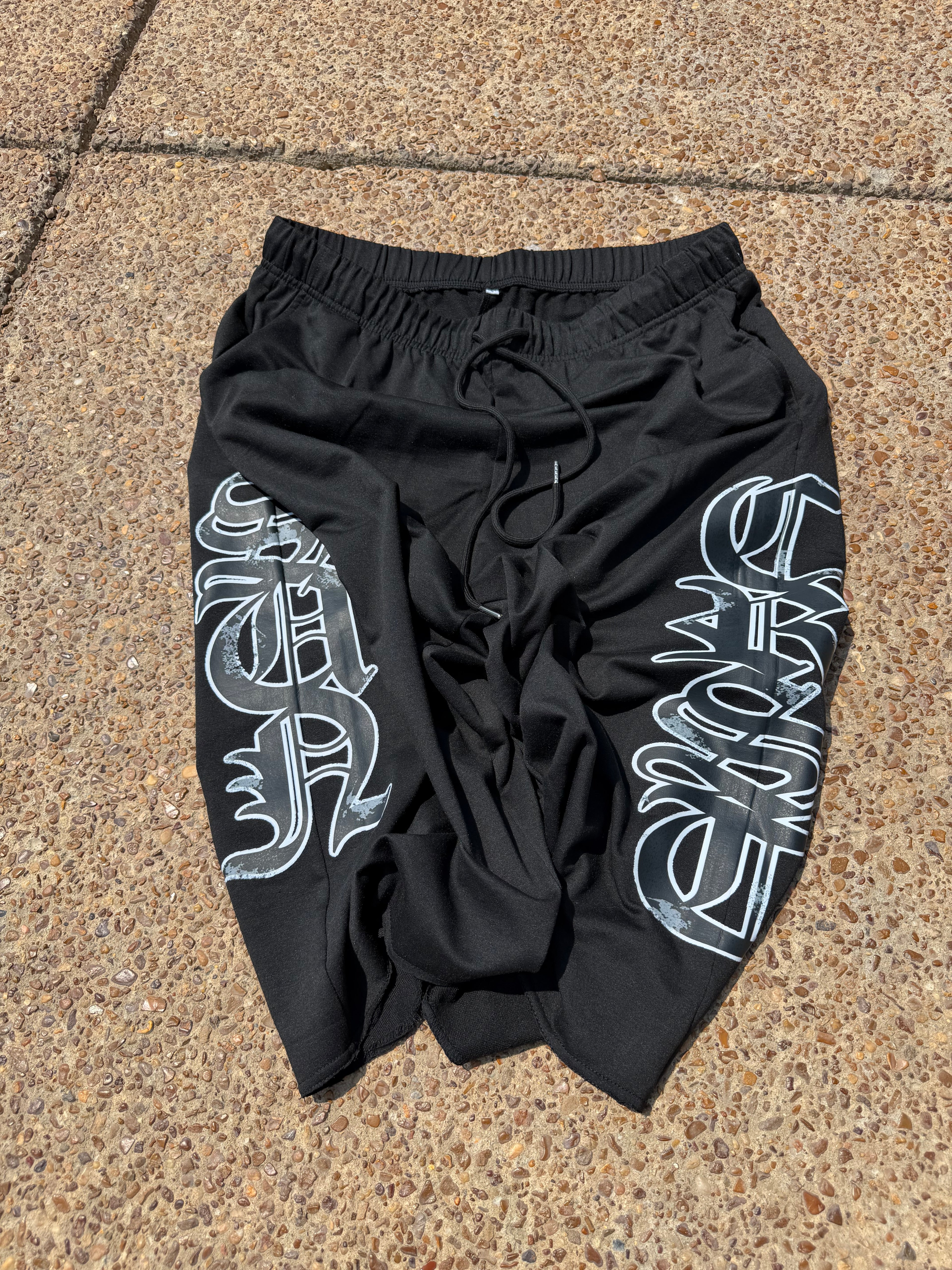 Essential 3/4 Shorts