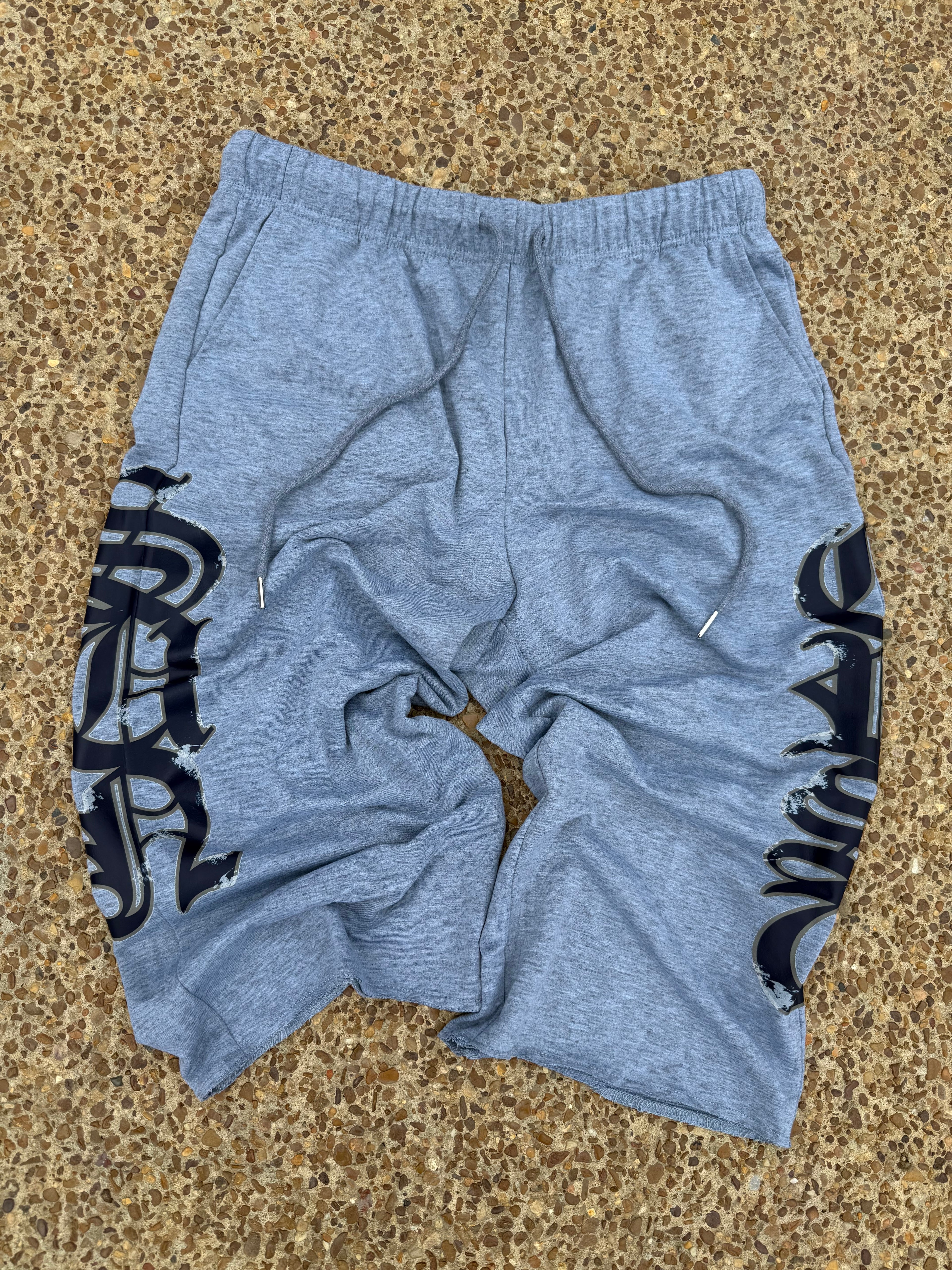 Essential 3/4 Shorts